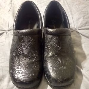 Yuu Bethanee Size 8M